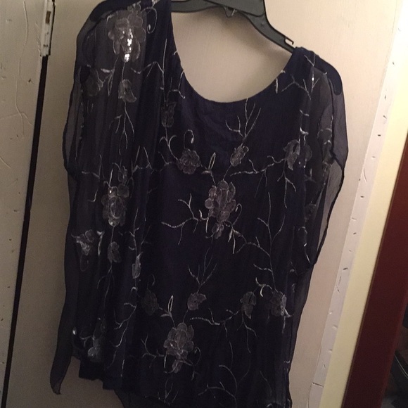 Ambra Made in Italy Embellished 💯 Silk Top - Picture 7 of 7